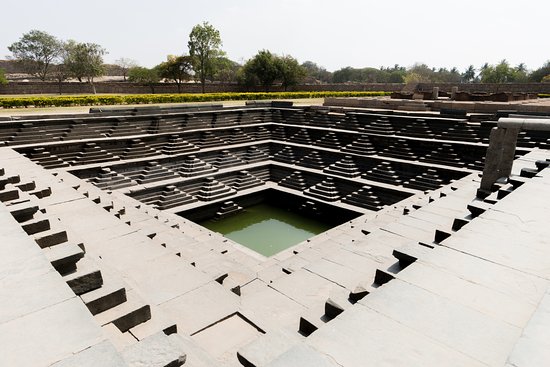 stepwell-hampi