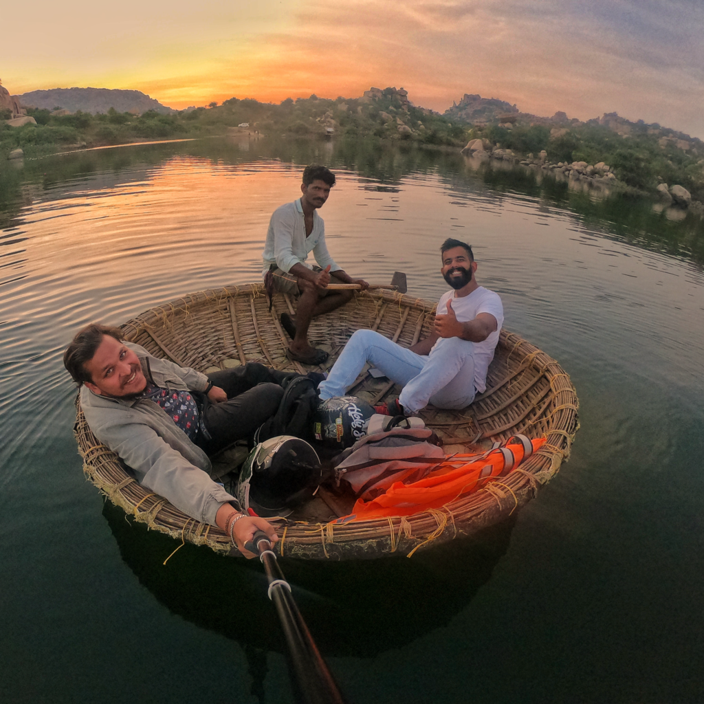 coracle-ride–hampi